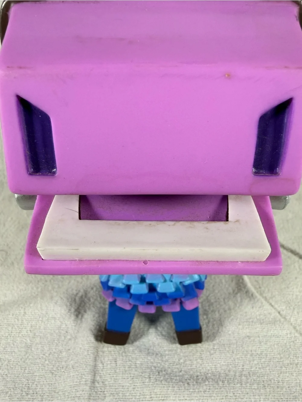 Fornite Video Game Loot Llama Vaulted Vinyl Funko Pop